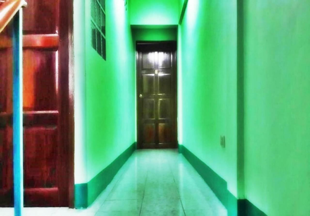 Rung Tawan Hostel หาดกะตะ ภายนอก รูปภาพ